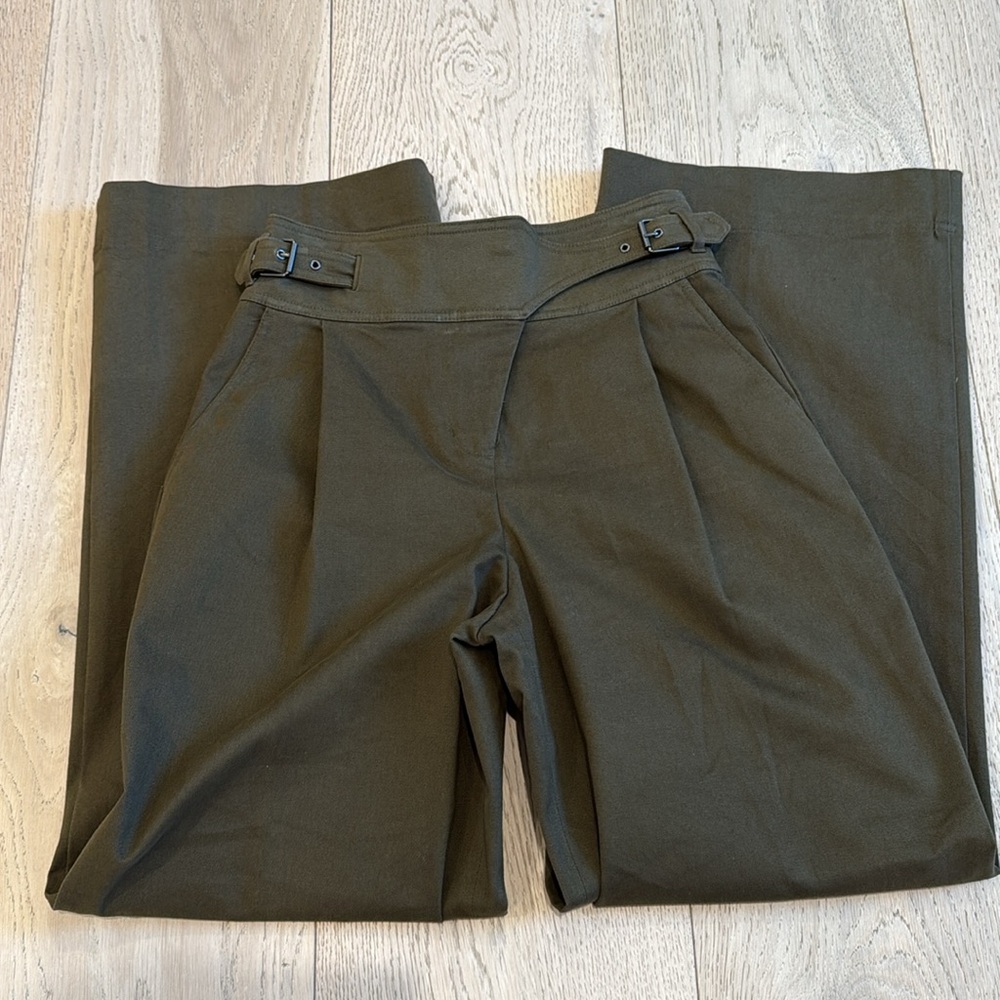 Express High Waisted Side Buckle Belt Wide Leg Pant in Size 2 - Picture 4 of 13